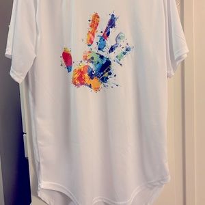 Pride high-five print tee
